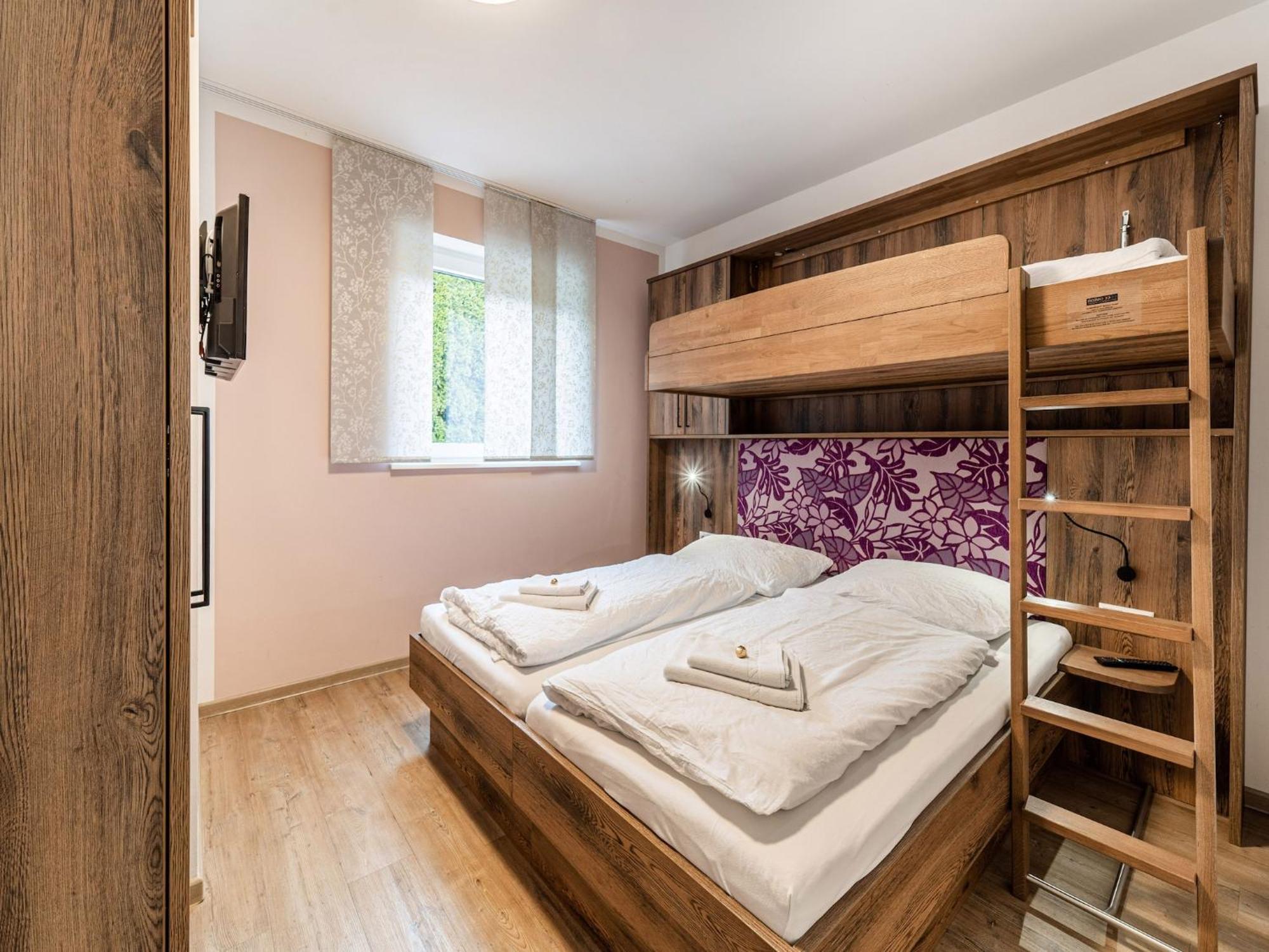 Large Apartment In Sankt Georgen With Balcony Furstau Luaran gambar
