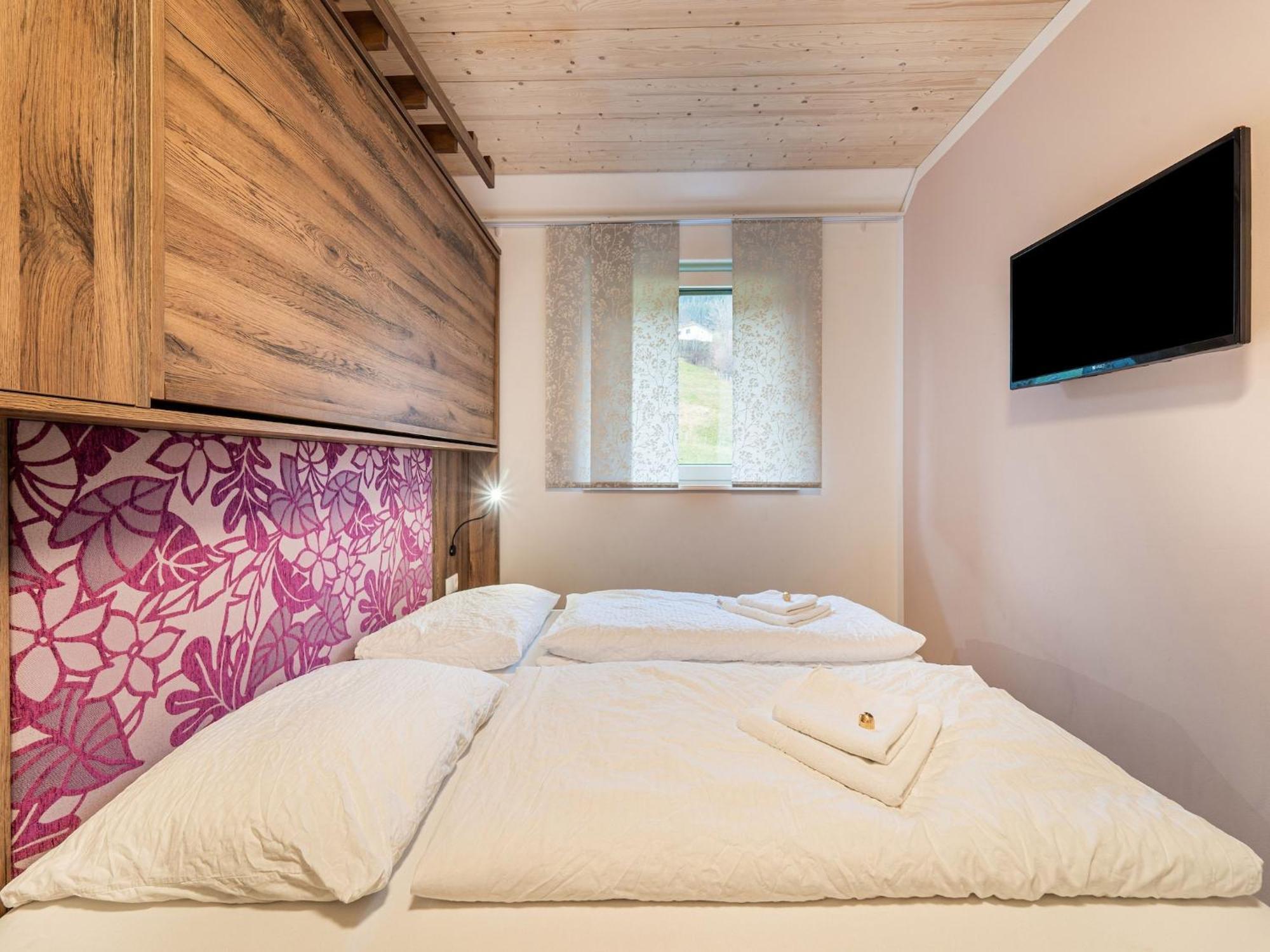 Large Apartment In Sankt Georgen With Balcony Furstau Luaran gambar
